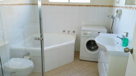 1 Meridian At Port Elliot - Lismore Accommodation 8